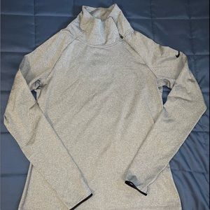 Nike Pullover